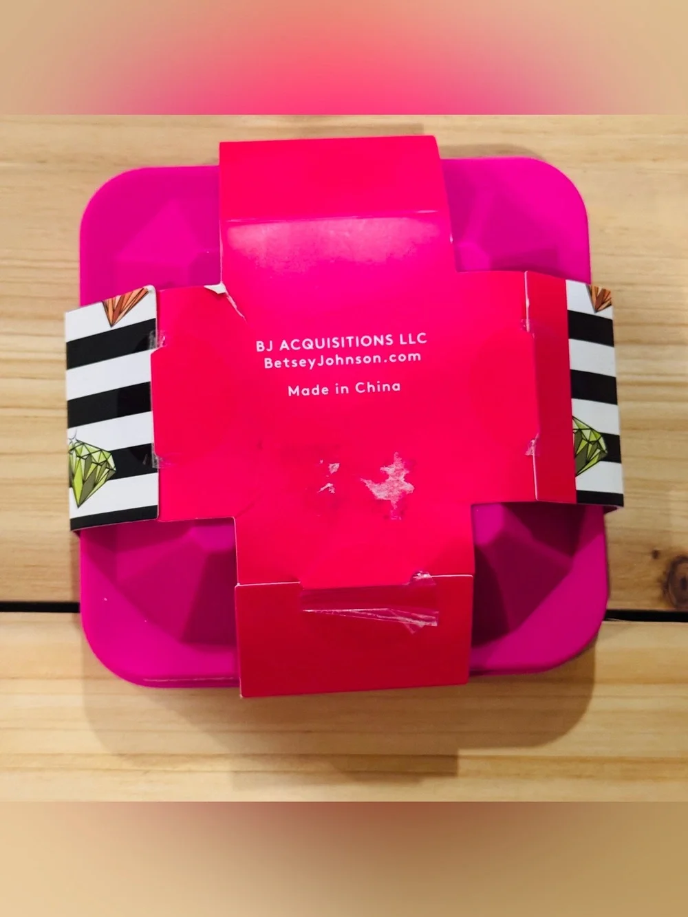 Betsey Johnson Pink Diamond Ice Mold Cocktail Barware New Sealed
